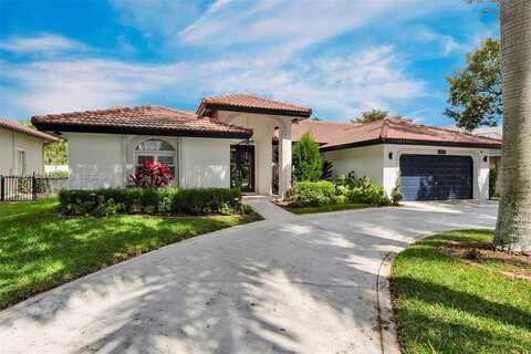 4133 NW 81st Ter, Coral Springs, FL 33065
