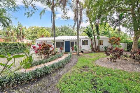 1055 NE 120th St, Biscayne Park, FL 33161