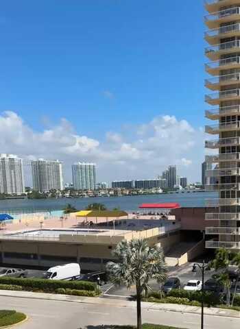 250 174th St, Sunny Isles Beach, FL 33160