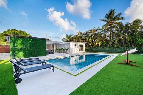 10658 NE 11th Ave, Miami Shores, FL 33138