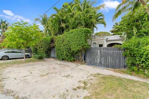 2280 SW 16th Ct, Miami, FL 33145