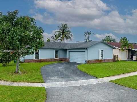 10900 NW 28th St, Sunrise, FL 33322
