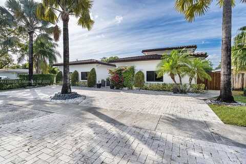 20600 NE 22nd Pl, Miami, FL 33180