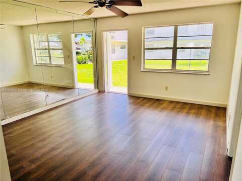 6191 SW 37th St, Davie, FL 33314