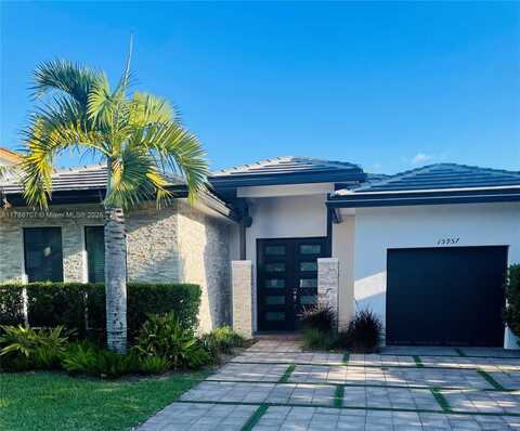 15957 SW 136th Way, Miami, FL 33196