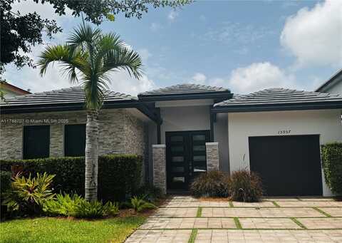 15957 SW 136th Way, Miami, FL 33196