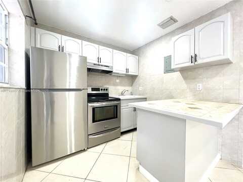 731 SW 14th Ave, Fort Lauderdale, FL 33312
