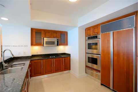 3301 NE 183rd St, Aventura, FL 33160