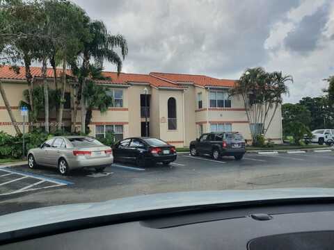 3320 N Pinewalk Dr N, Margate, FL 33063