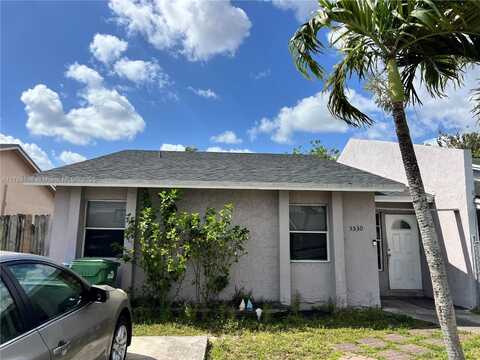 3530 NW 194th Ter, Miami Gardens, FL 33056