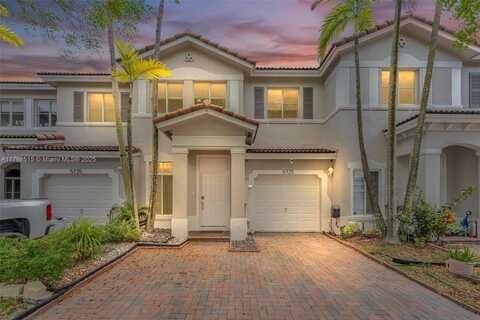 5725 NW 112th Path, Doral, FL 33178