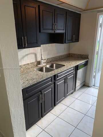 1850 Arthur St, Hollywood, FL 33020