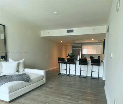 1100 S Miami Ave, Miami, FL 33130