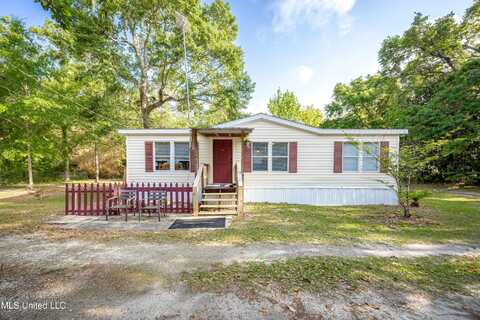 8708 Maple Avenue, Ocean Springs, MS 39564