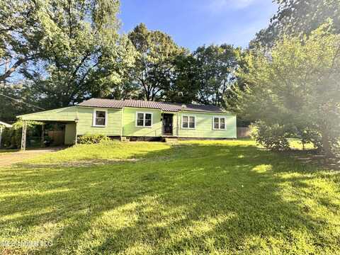 697 Woody Drive, Jackson, MS 39212
