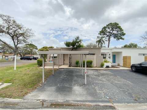 2242 PINEWOOD VILLAS DRIVE, HOLIDAY, FL 34691