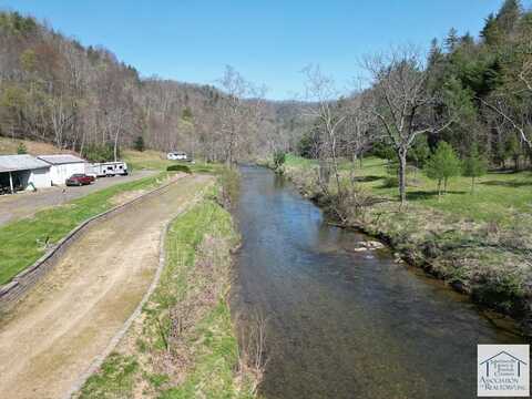 1679 Poplar Knob Road, Austinville, VA 24312