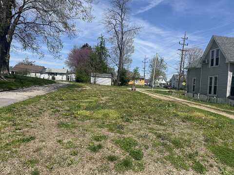 52 W Main Street, Greenwood, IN 46142