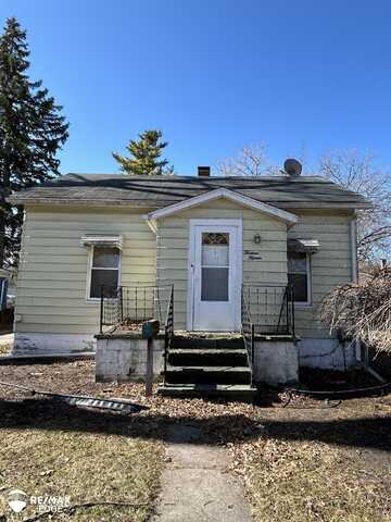 1315 Adams, Saginaw, MI 48602