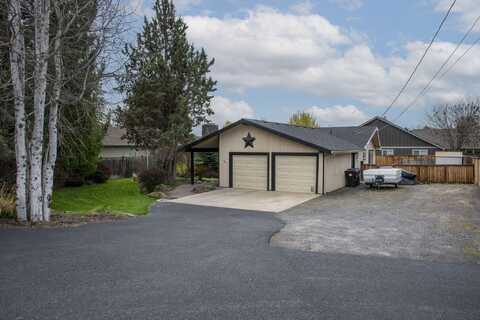2525 NW 10th Street, Redmond, OR 97756