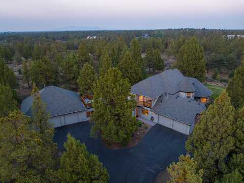 64300 Crosswinds Road, Bend, OR 97703