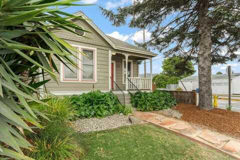 815 River ST, SANTA CRUZ, CA 95060