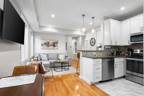 76-78 N Margin St, Boston, MA 02113