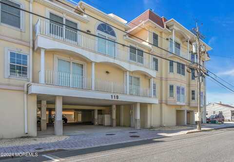 119 Dupont Avenue, Seaside Heights, NJ 08751
