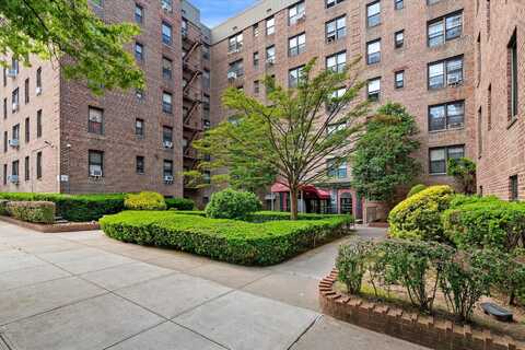 83-25 98 Street, Woodhaven, NY 11421