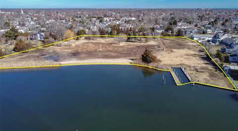 66 Cedar Lane, Babylon, NY 11702