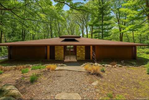 5 Laura Lane, Pomona, NY 10970