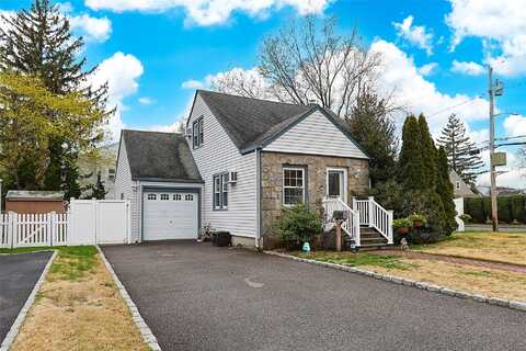 339 Roosevelt Boulevard, West Hempstead, NY 11552