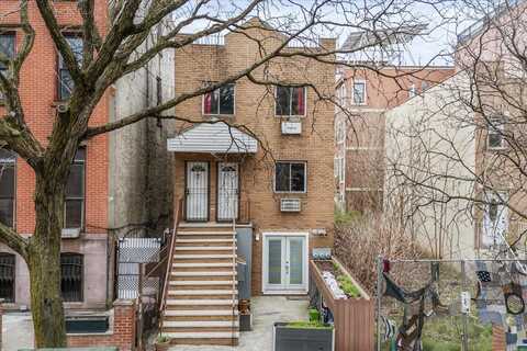 414 Franklin Avenue, Brooklyn, NY 11238