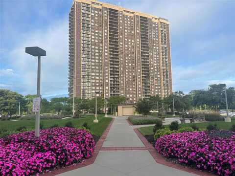 27010 Grand Central Parkway, Floral Park, NY 11005