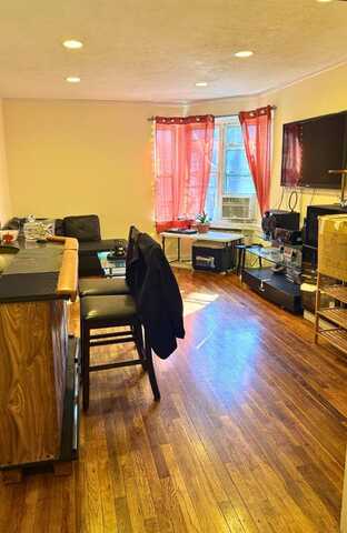 141-24 78th Avenue, Kew Gardens, NY 11367