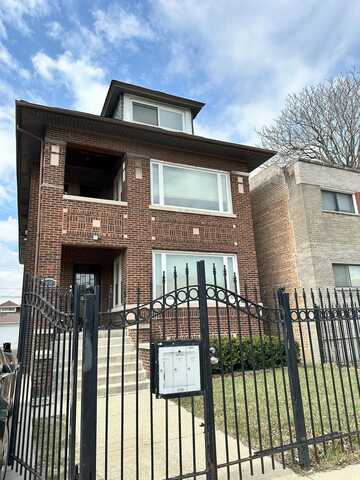 8036 S Yates Boulevard, Chicago, IL 60617