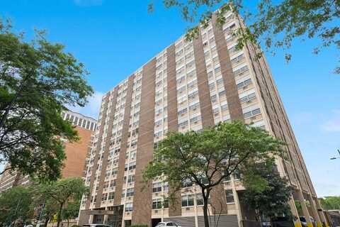 3033 N SHERIDAN Road, Chicago, IL 60657