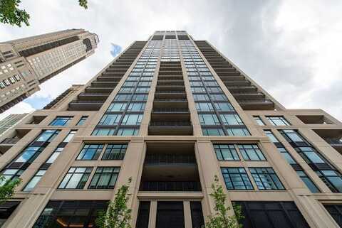 9 W Walton Street, Chicago, IL 60610