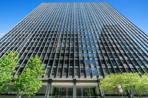 900 N Lake Shore Drive, Chicago, IL 60611