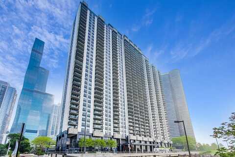 400 E RANDOLPH Street, Chicago, IL 60601