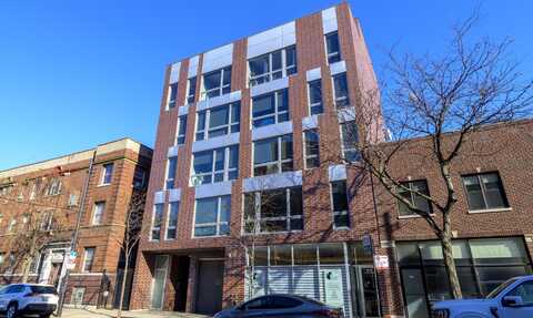 4027 N Broadway Street, Chicago, IL 60613