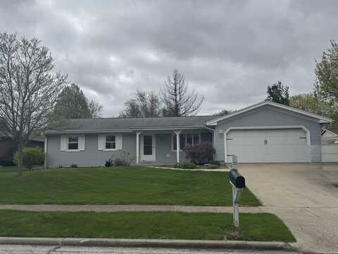 2909 Coventry Court, Bloomington, IL 61704