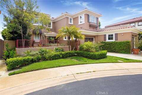 28 Sunset Cv, Newport Coast, CA 92657