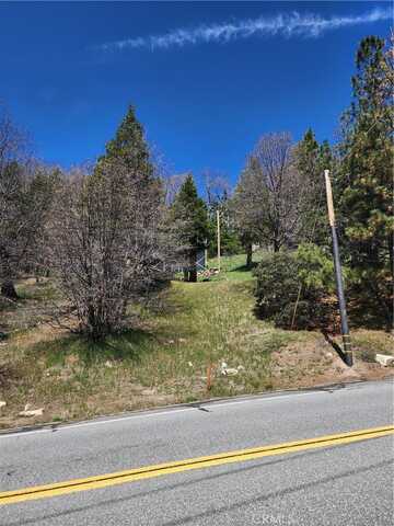 27488 N Bay Road, Lake Arrowhead, CA 92352