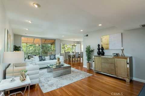 330 W California Boulevard, Pasadena, CA 91105
