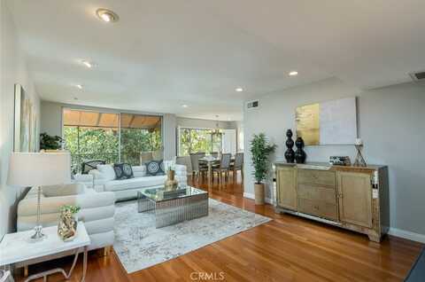 330 W California Boulevard, Pasadena, CA 91105