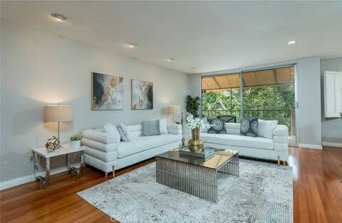 330 W California Boulevard, Pasadena, CA 91105