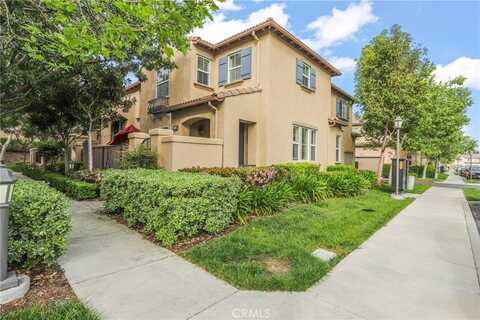 18 New Season, Irvine, CA 92602