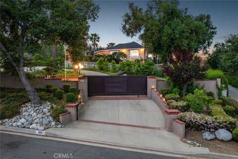 585 S Walnut Avenue, San Dimas, CA 91773