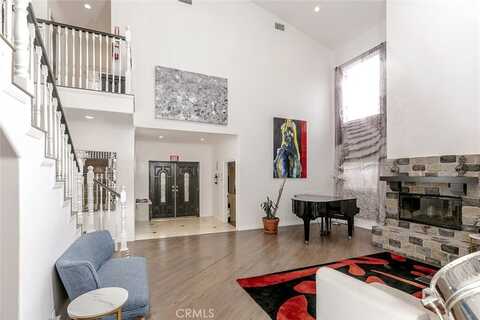 4343 Shadyglade Avenue, Studio City, CA 91604